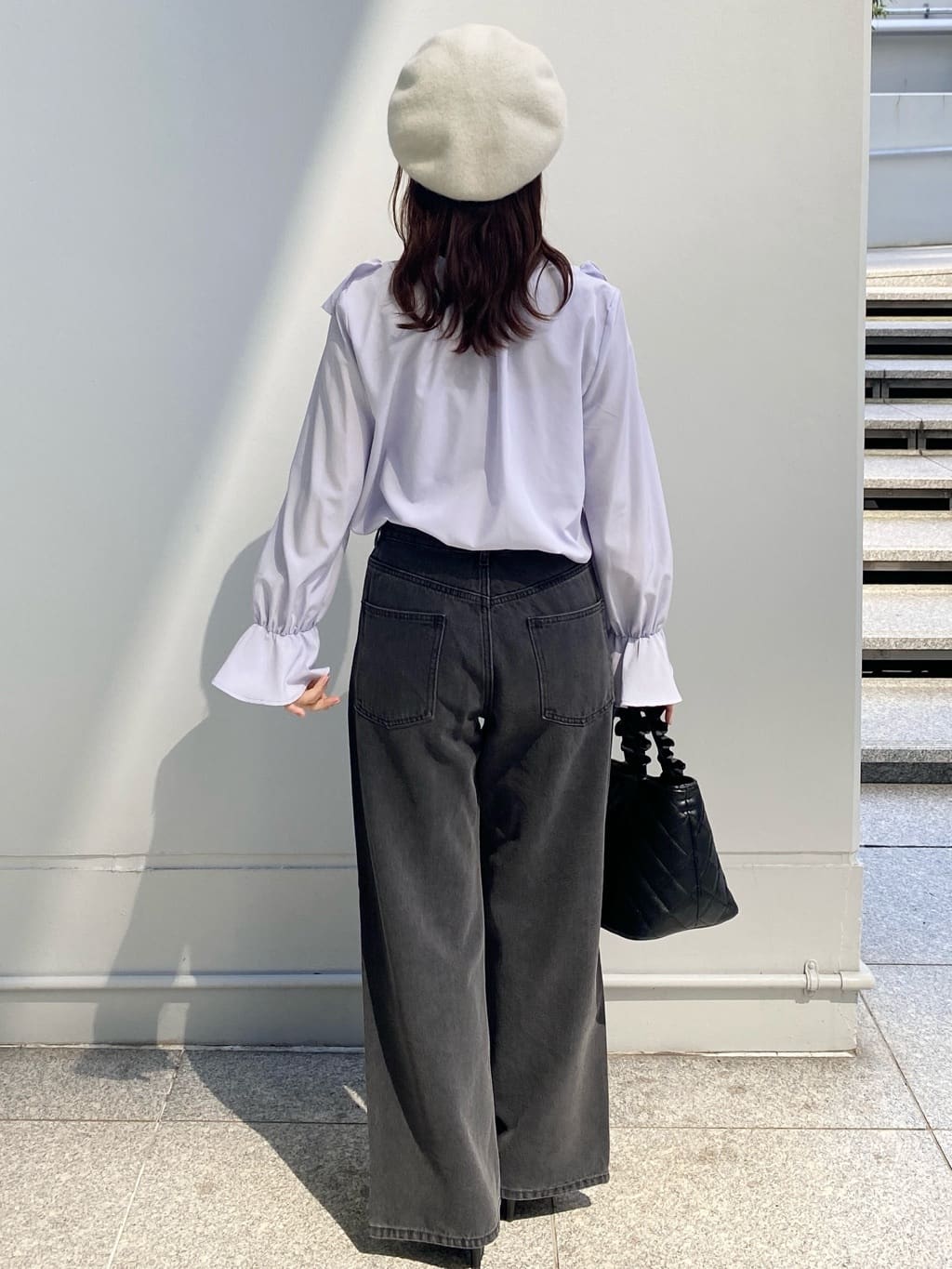 みさかさんの「index｜《丈が選べる》デニムバギーパンツ【洗濯機洗い可】」を使ったコーディネート