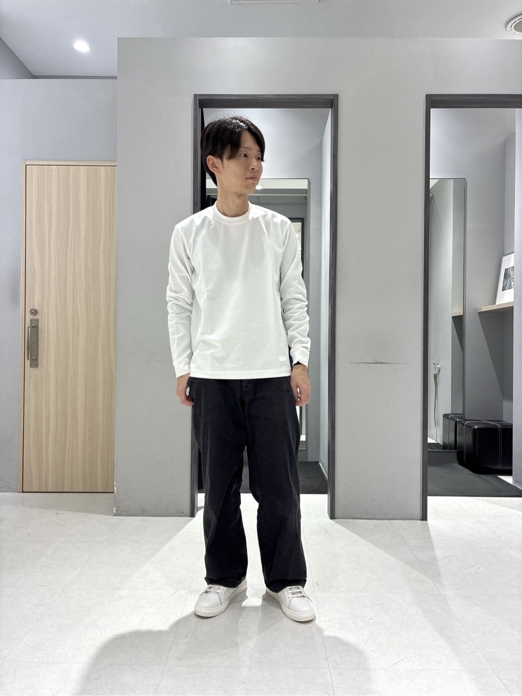 わいずみさんの「TAKEO KIKUCHI｜【None Of Stress】ストレッチ ダウンブルゾン」を使ったコーディネート