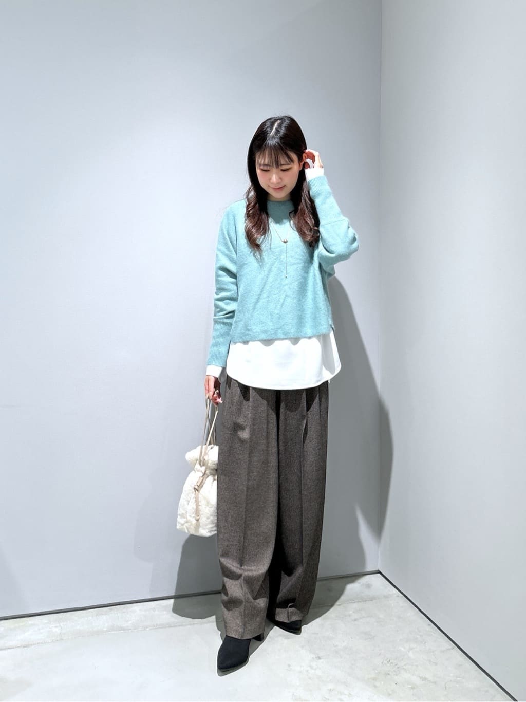 Renoさんの「INDIVI｜2Wayフェイクファーショルダーバッグ」を使ったコーディネート