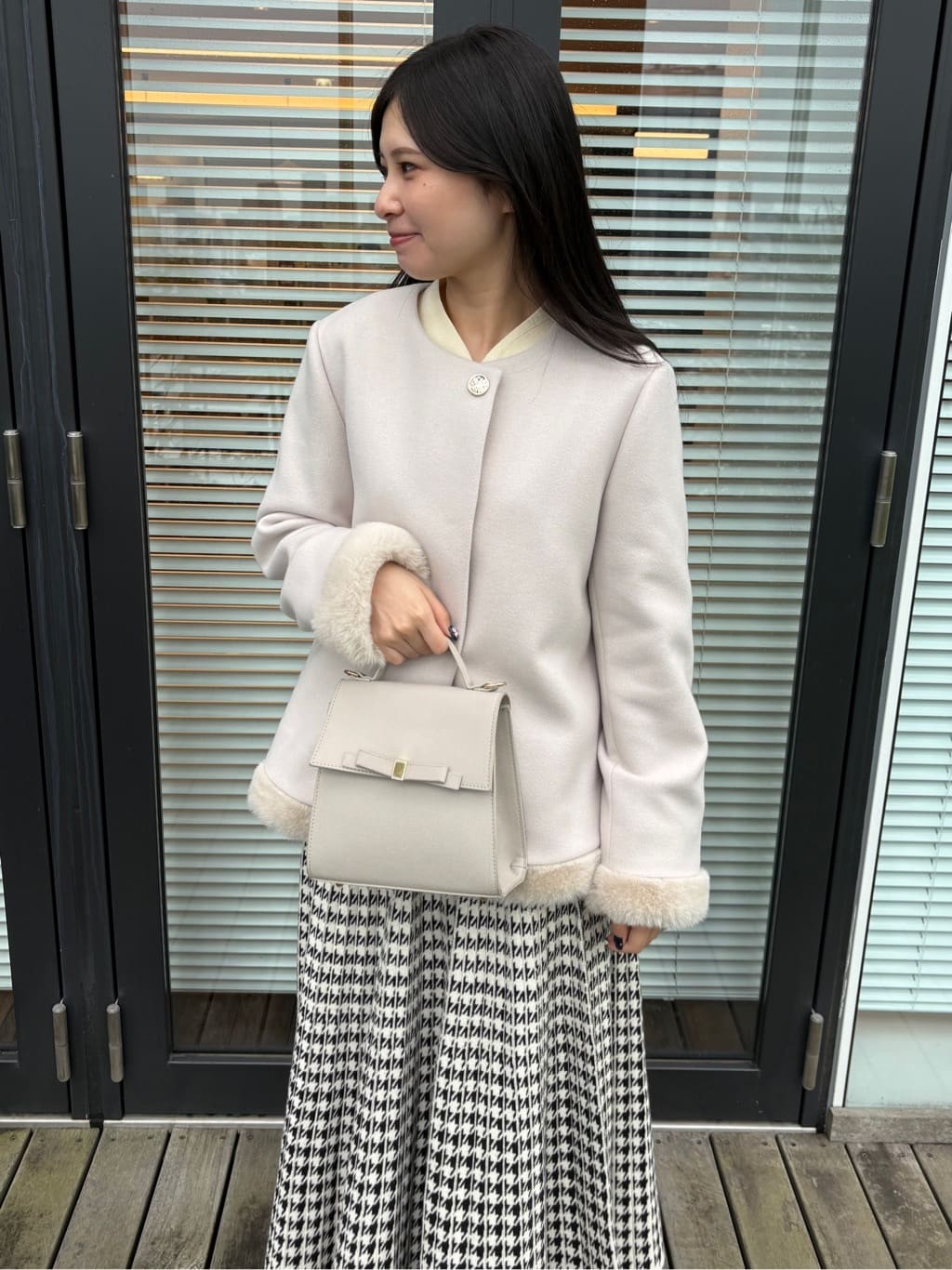 AOIさんの「Couture brooch｜【クラシカル・大人上品】千鳥ジャカードニットプリーツスカート」を使ったコーディネート