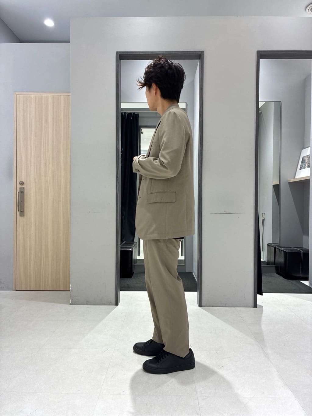 わいずみさんの「TAKEO KIKUCHI｜【COOL CITY WEAR】アーバンクール ジャケット /接触冷感・吸水速乾」を使ったコーディネート