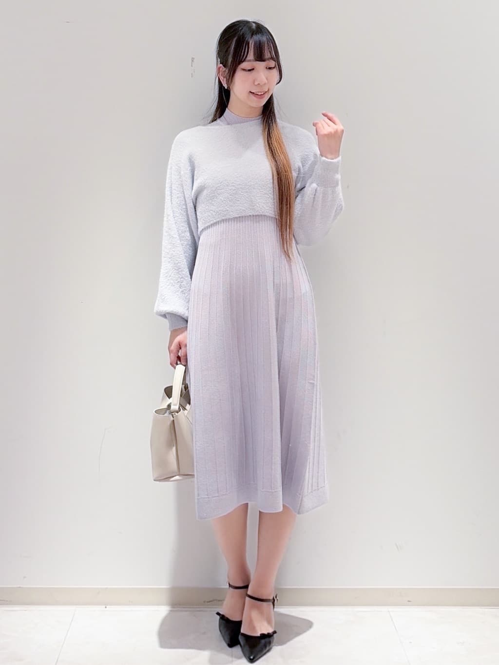 yurinaさんの「index｜ラメフェザープルオーバーセット ニットワンピース【洗濯機OK】《XS～LL》」を使ったコーディネート