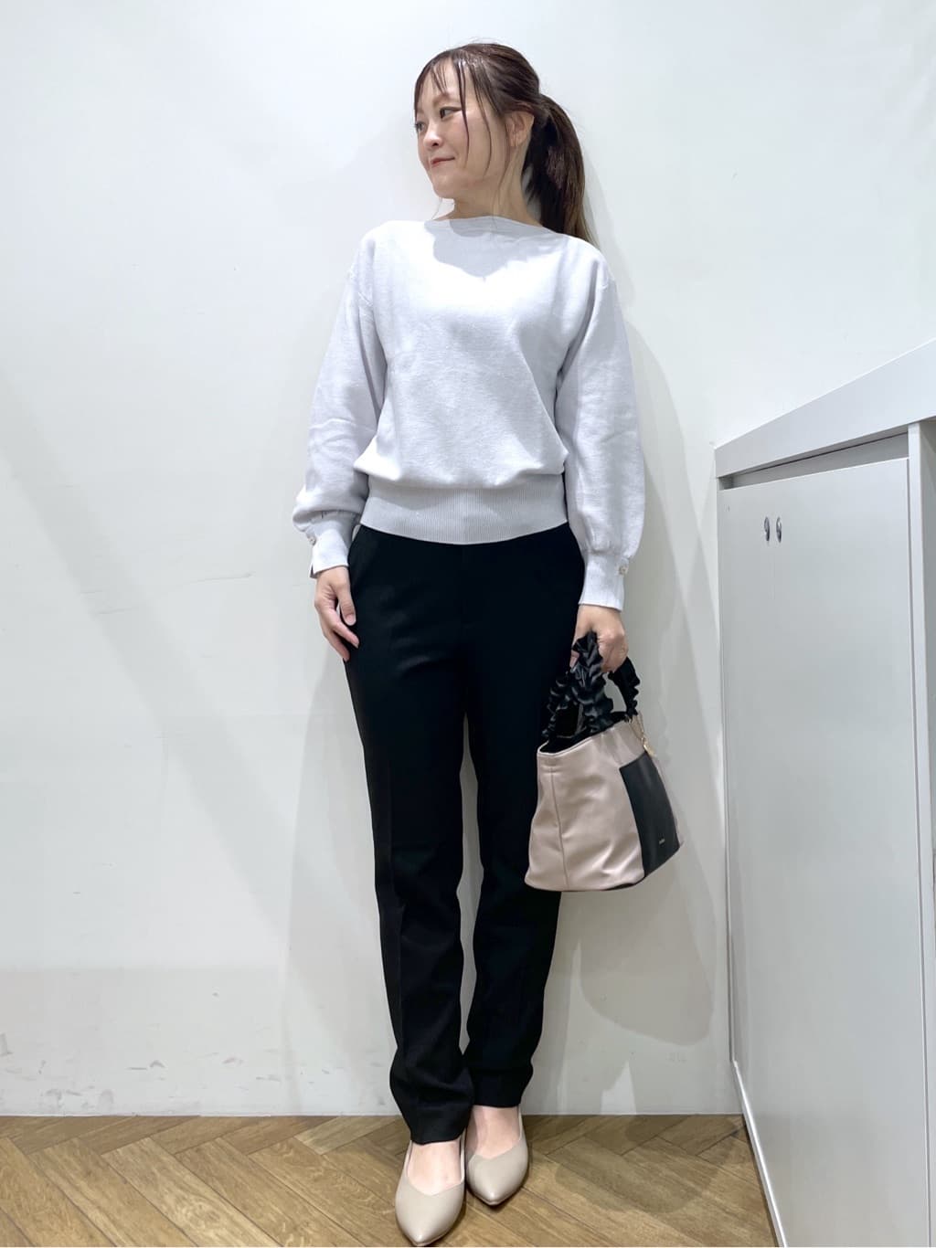 Junさんの「index｜ラメガーター編みボートネックニット【洗濯機OK】《8col／XS～LL》」を使ったコーディネート
