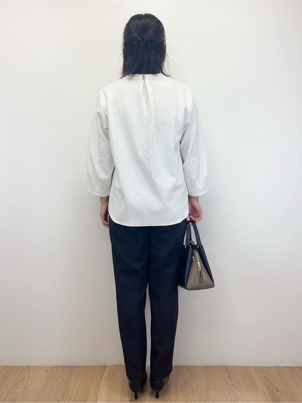 Takeさんの「OPAQUE.CLIP｜スキッパートップス【吸水速乾／UVケア／洗濯機OK】」を使ったコーディネート