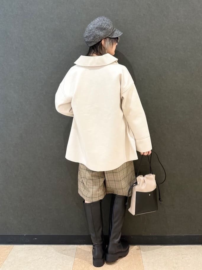 misakiさんの「SHOO･LA･RUE｜【セットアップ可】チェック柄タックハーフパンツ」を使ったコーディネート