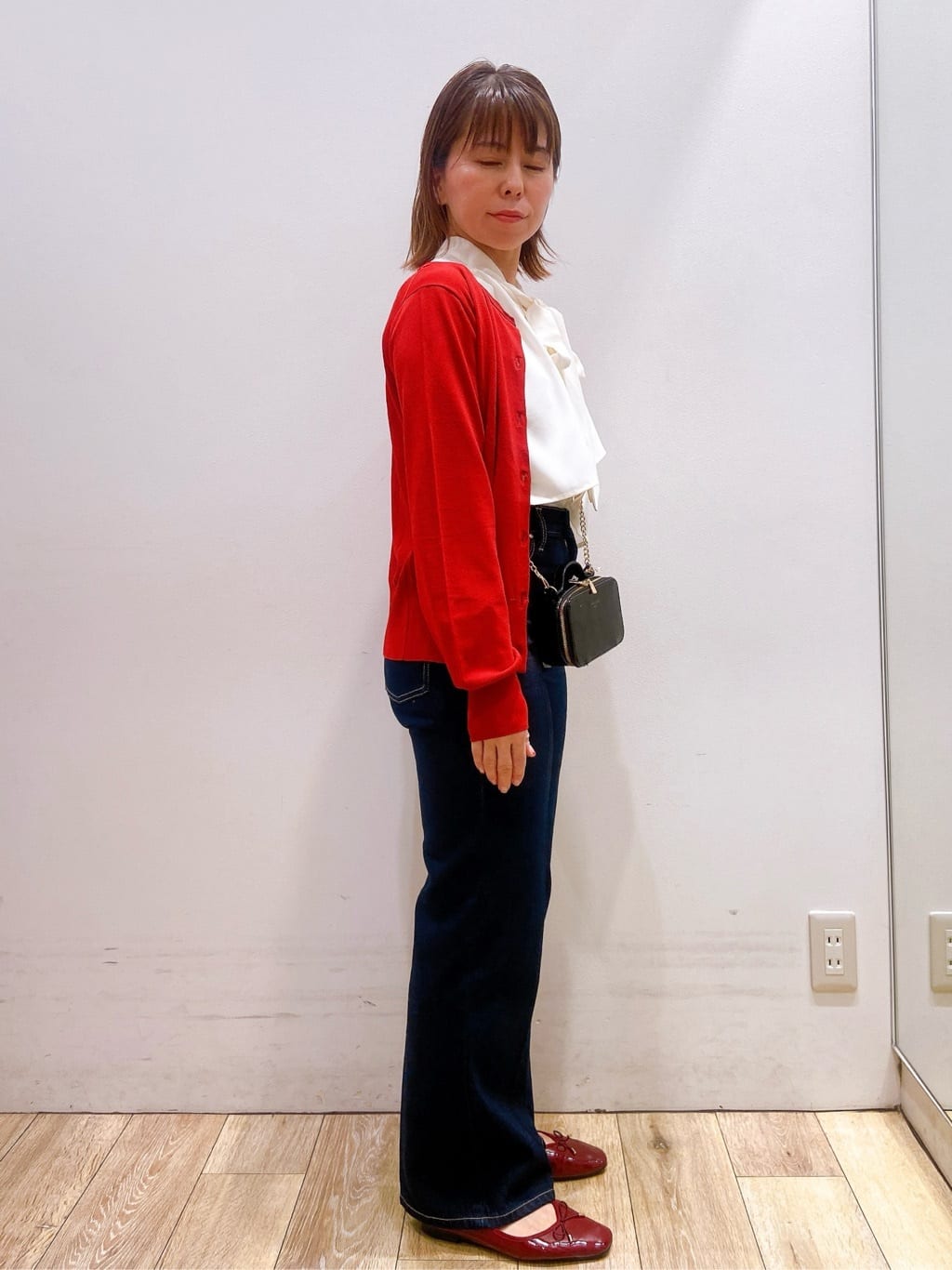 YUKOさんの「index｜《美人百花掲載》ビジュークルーネックカーディガン【洗濯機洗い可／UVケア／接触冷感／抗ピル】」を使ったコーディネート