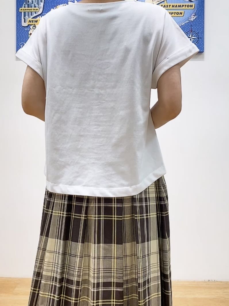Hamaさんの「Dessin｜【二の腕カバー／UVカット】ロールアップスリーブ裾ギャザーカットソー」を使ったコーディネート