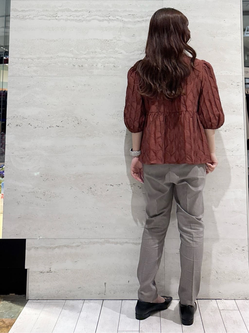 かほさんの「OPAQUE.CLIP｜《SS-LLサイズ》ハイストレッチイージースティックパンツ【洗濯機洗い可】」を使ったコーディネート