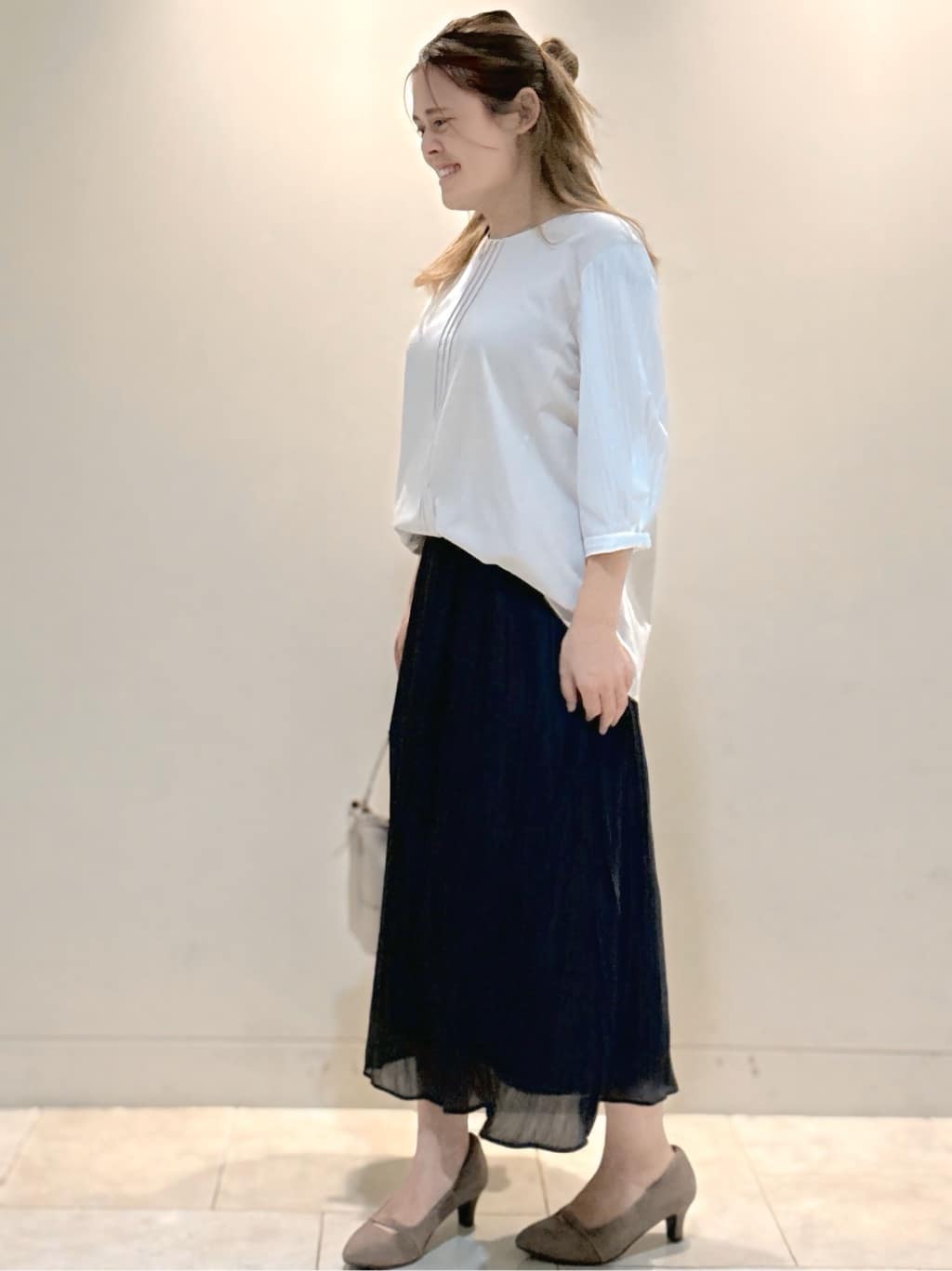 S&auml;K&iuml;さんの「Reflect｜【体型カバー／腰周りカバー】長め丈プルオーバージャージ」を使ったコーディネート