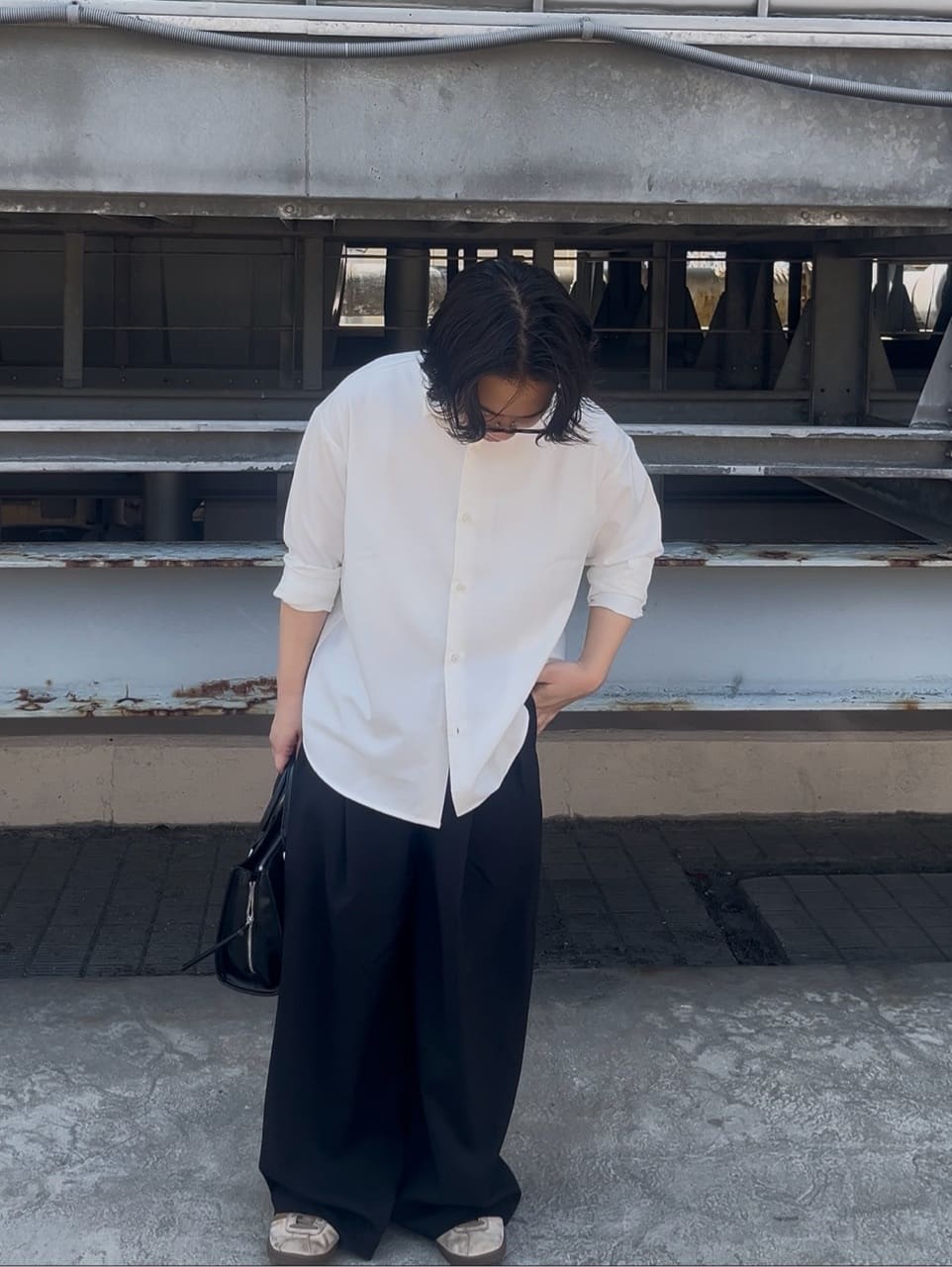 taigaさんの「tk.TAKEO KIKUCHI｜グランパバギースラックス」を使ったコーディネート