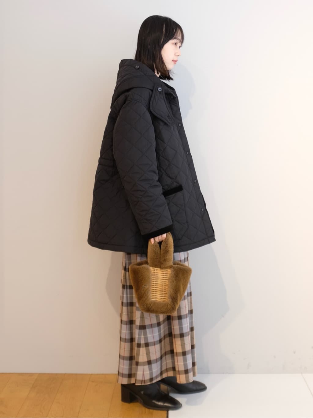 Kishimotoさんの「DRESSTERIOR｜◆レインキルティングブルゾン」を使ったコーディネート