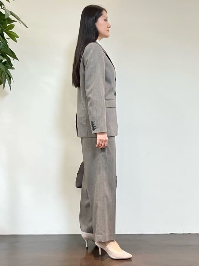 カレンさんの「UNTITLED｜【セットアップ可】ウールライク ダブルブレストジャケット」を使ったコーディネート
