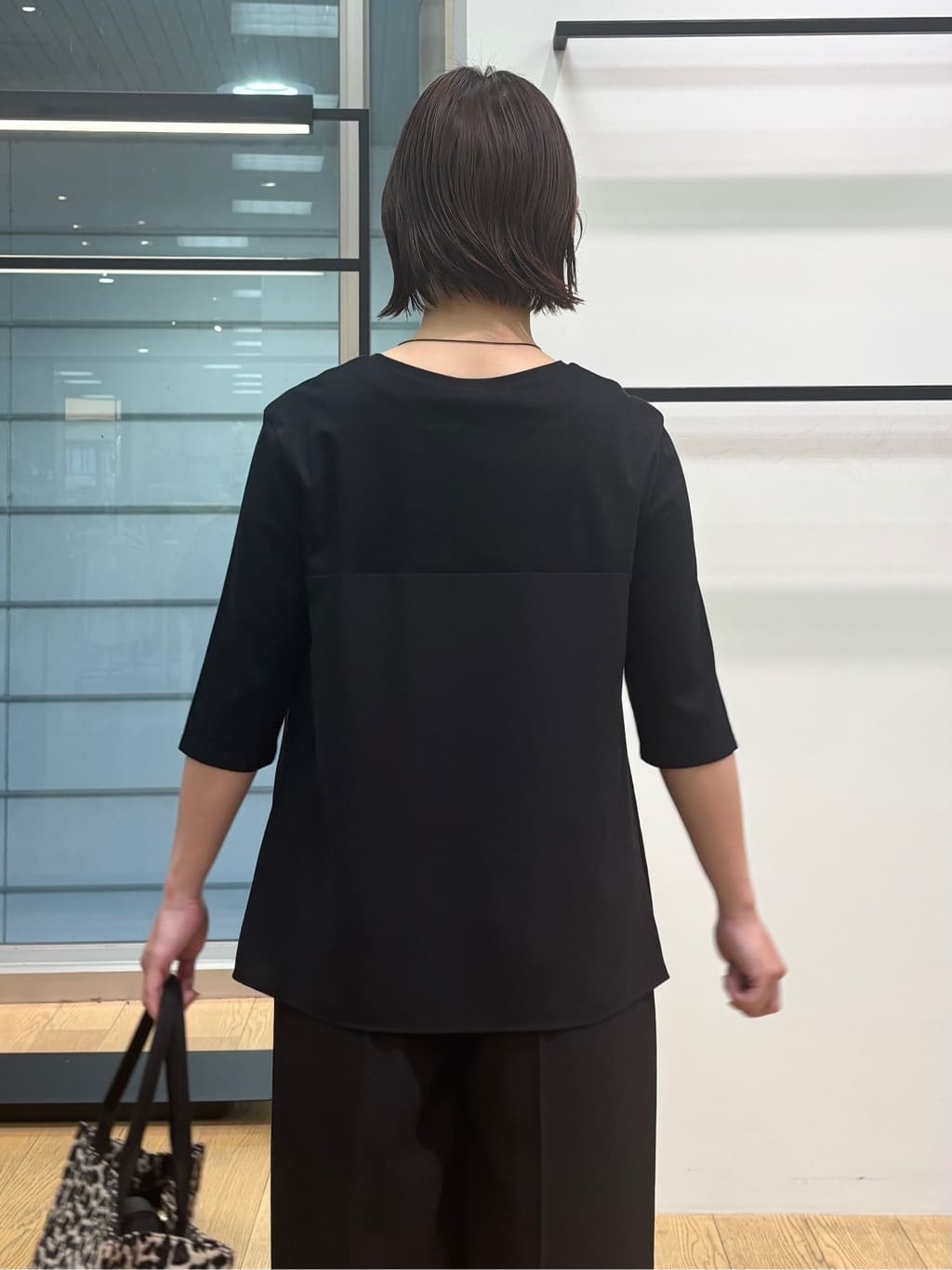 asamiさんの「INDIVI｜【着心地◎！】タックワイドパンツ」を使ったコーディネート