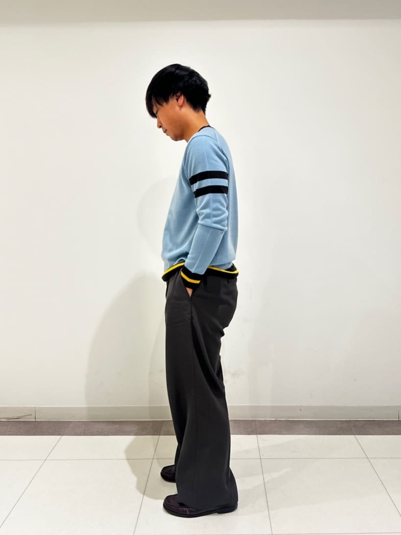 MATSUBARAさんの「DRESSTERIOR｜【Safari5月号掲載】イタリアレザースマホショルダーバッグ」を使ったコーディネート