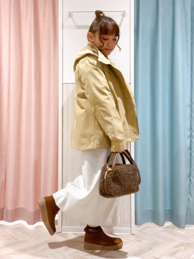 kitaさんの「SHOO･LA･RUE｜【S-LL/あったか】すらりときれい見え ベイカー風ナロースカート」を使ったコーディネート