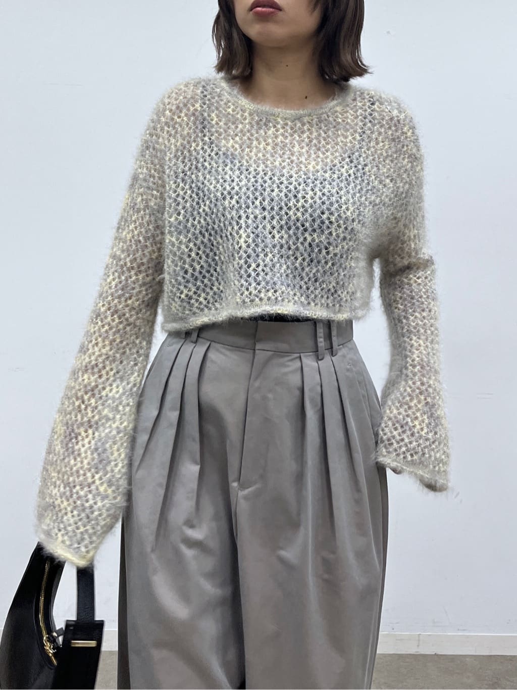 Harukaさんの「INDIVI｜チノシャンプレータックパンツ」を使ったコーディネート