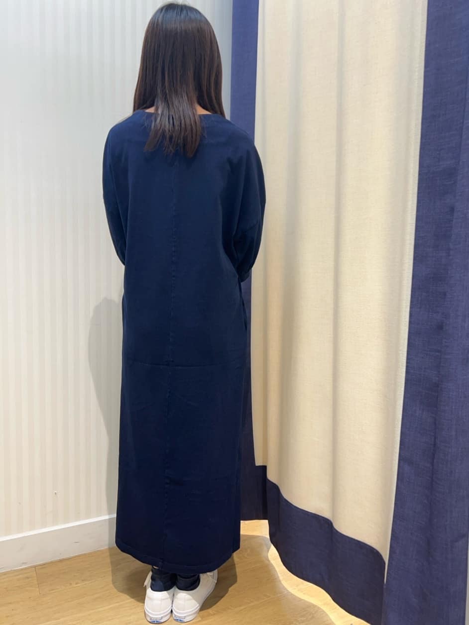 momoさんの「Dessin｜【洗える】インディゴ天竺デニム調リラクシーワンピース」を使ったコーディネート