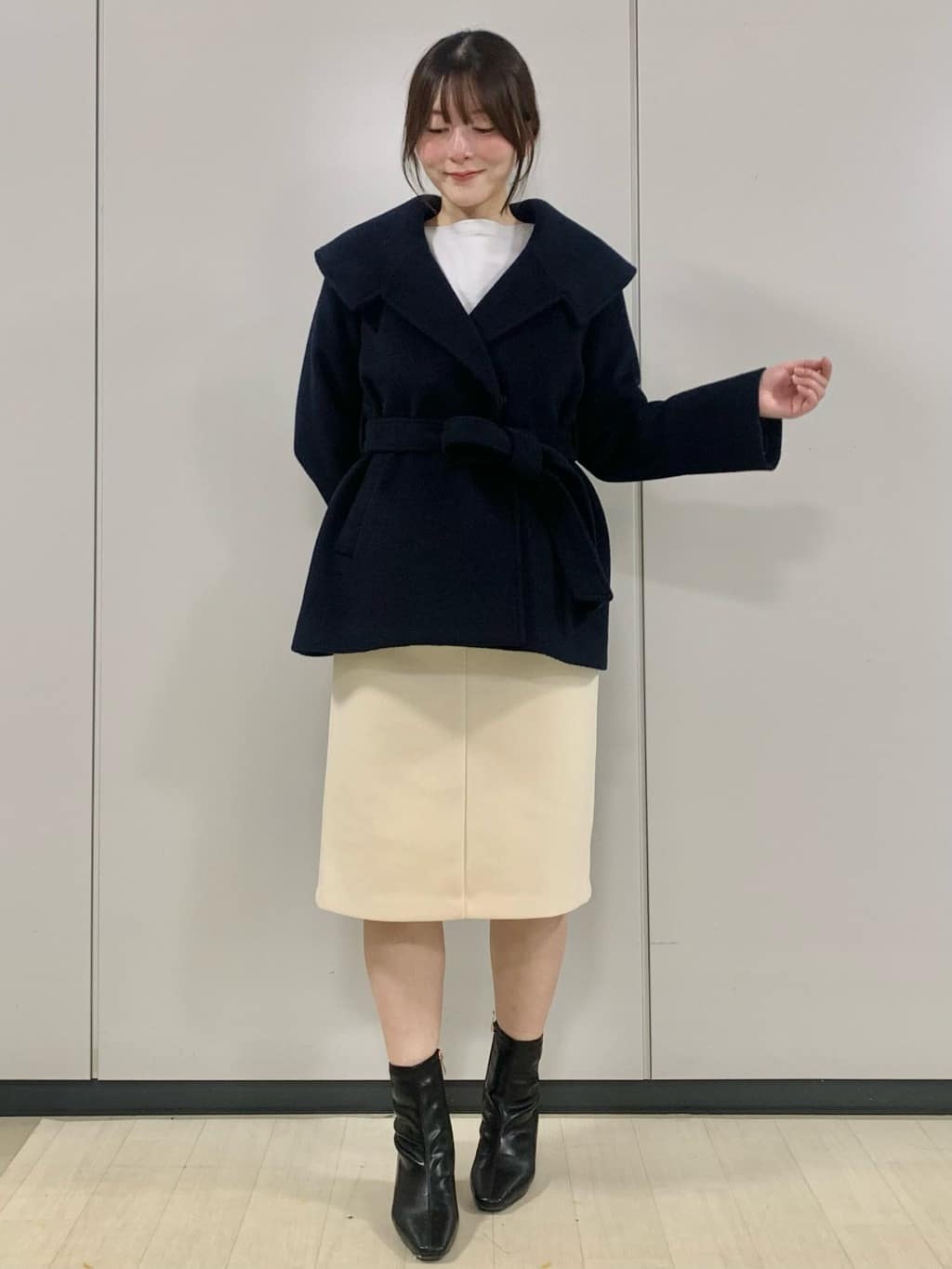 kasumiさんの「index｜ベルト付ビッグカラーミドルコート」を使ったコーディネート