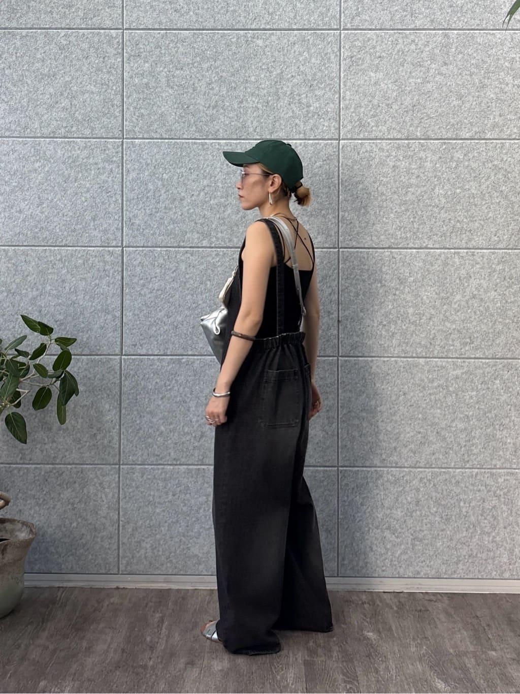 kotakiさんの「INDIVI｜デニムサロペット」を使ったコーディネート
