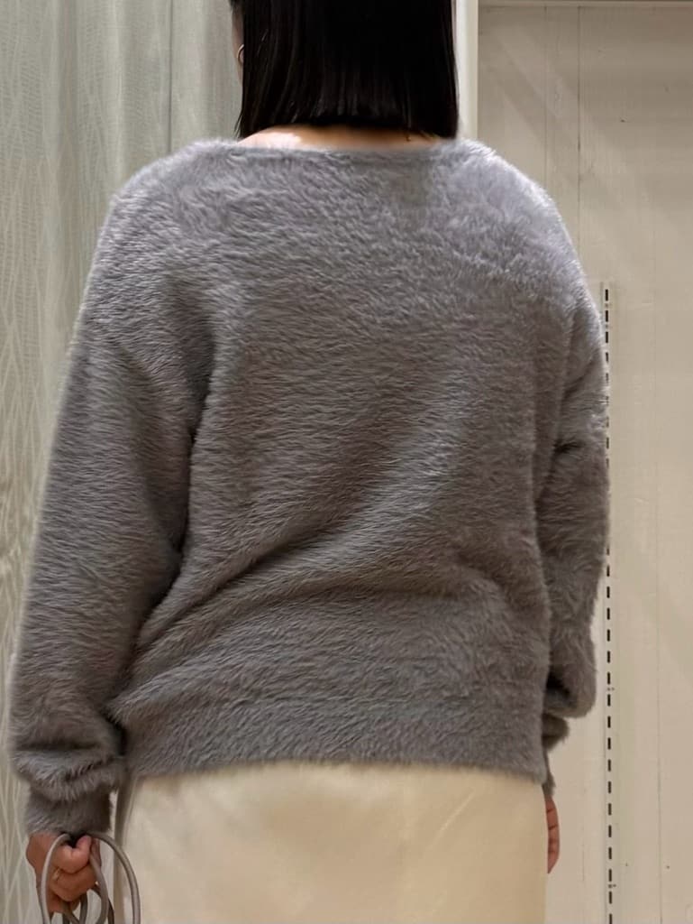 chさんの「THE SHOP TK｜【華やかで柔らか】ふわふわフェザーニット/洗える・前後2WAY」を使ったコーディネート