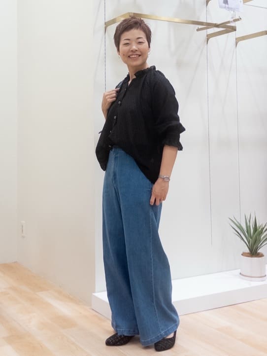 シュウコさんの「grove｜ラフだけどおしゃれ　チュールレイヤードTシャツ」を使ったコーディネート