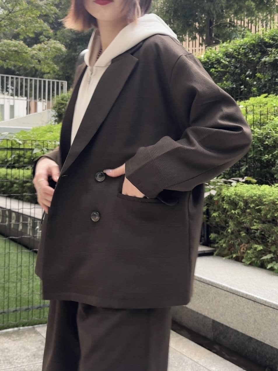 𝐜𝐡𝐢𝐤𝐚さんの「SHOO･LA･RUE｜【セットアップ可】チェック柄タックハーフパンツ」を使ったコーディネート