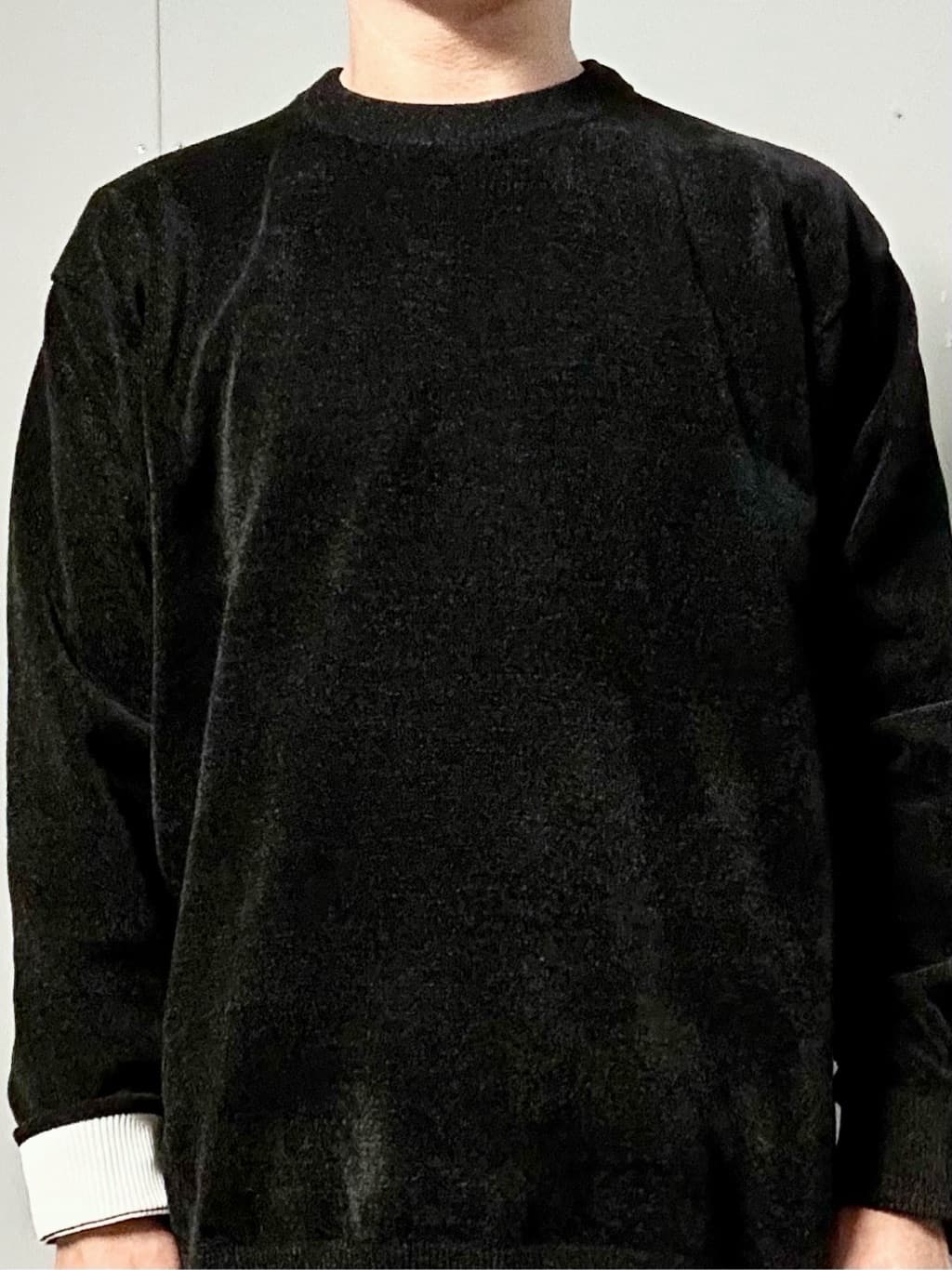 KENJI Iさんの「THE SHOP TK｜【触れるたびに心地良い】ライトモールニット　洗濯機OK/ユニセックスでおすすめ！」を使ったコーディネート