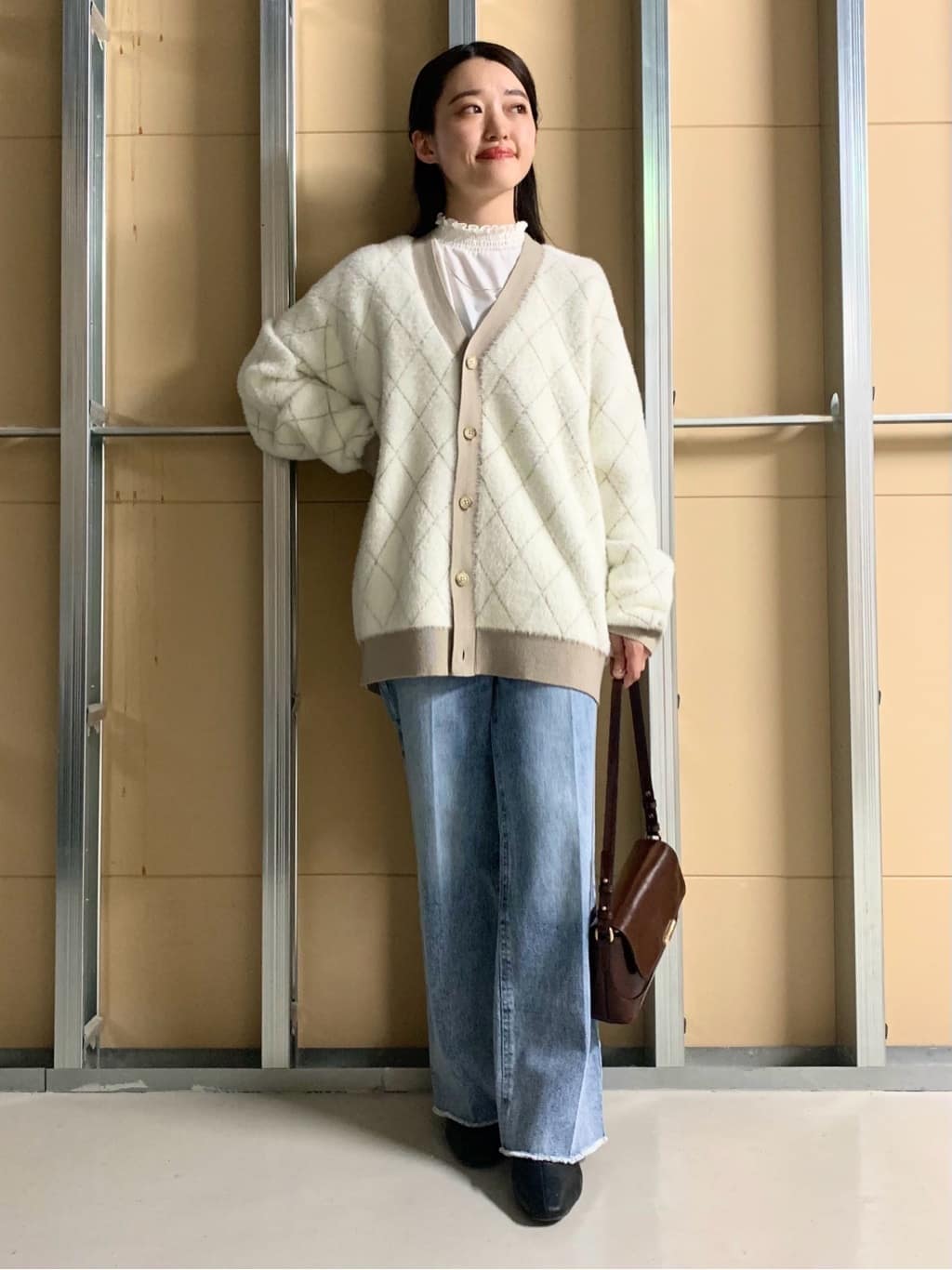 sahoさんの「THE SHOP TK｜配色シャギーニットカーディガン ユニセックスでおすすめ！」を使ったコーディネート