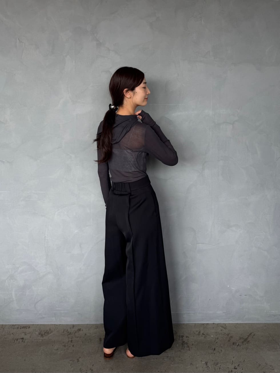 uchi__yamaさんの「CODE A｜center slit wide pants」を使ったコーディネート
