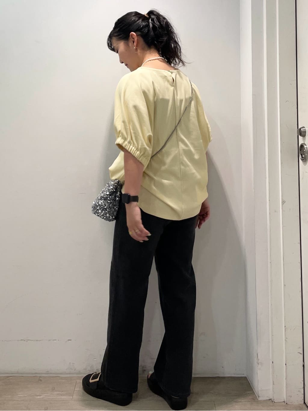 sumicaさんの「OPAQUE.CLIP｜ギャザードルマンスリーブトップス【UV／吸水速乾／洗濯機洗い可】」を使ったコーディネート