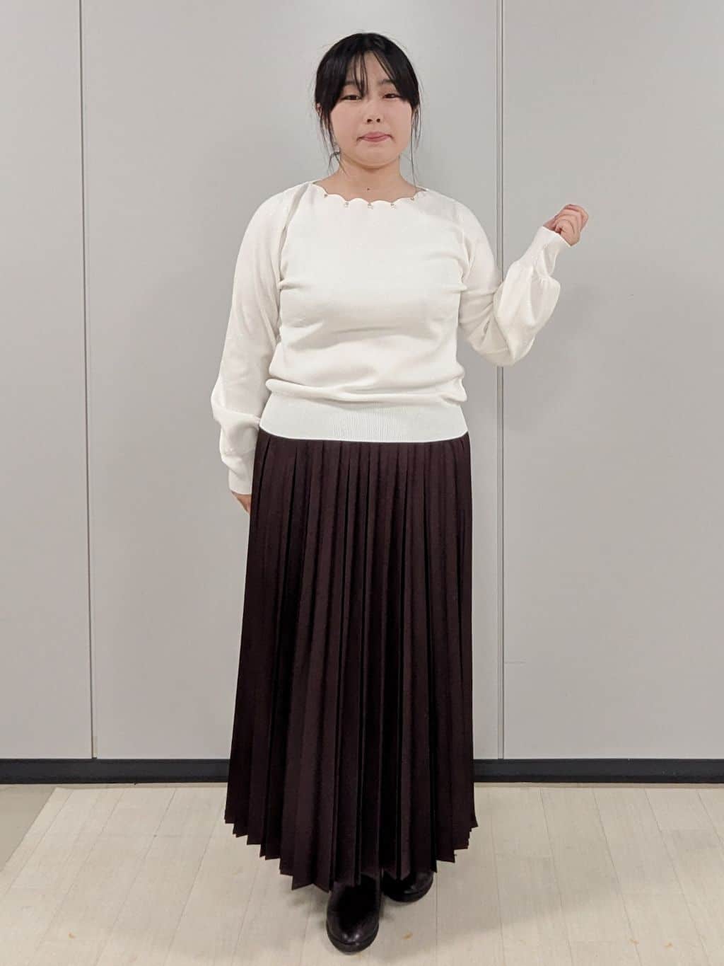 Nonさんの「index｜ラメスカラップビジューデザインニット【洗濯機OK】《6col／S～LL》」を使ったコーディネート