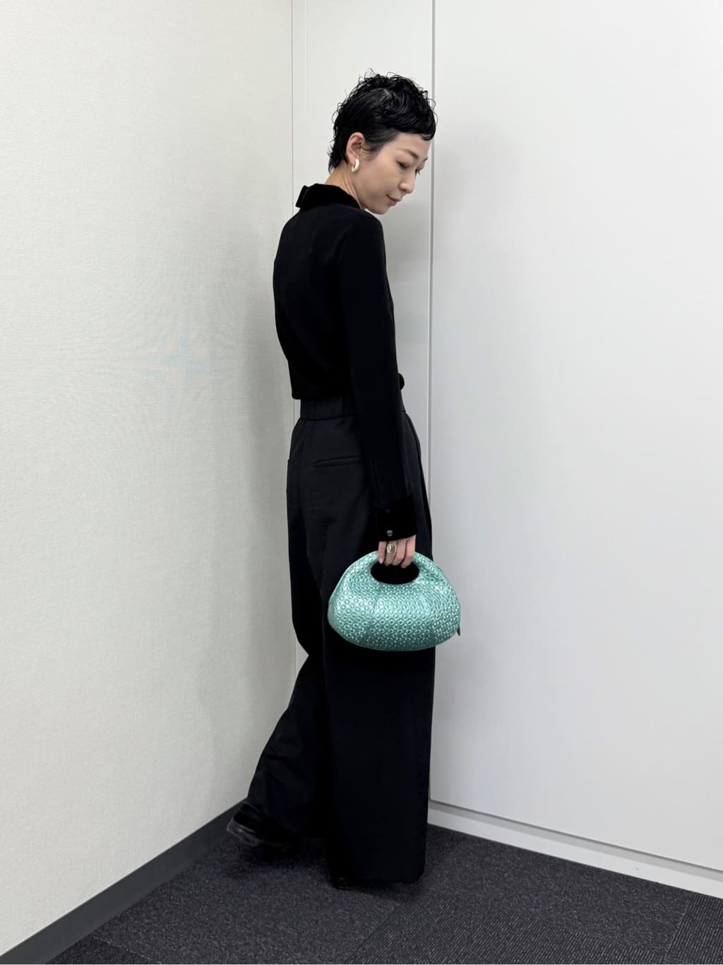 Kさんの「HIROKO HAYASHI｜GIRASOLE PIPERITA（ジラソーレ ピペリータ）クロワッサンバッグ」を使ったコーディネート