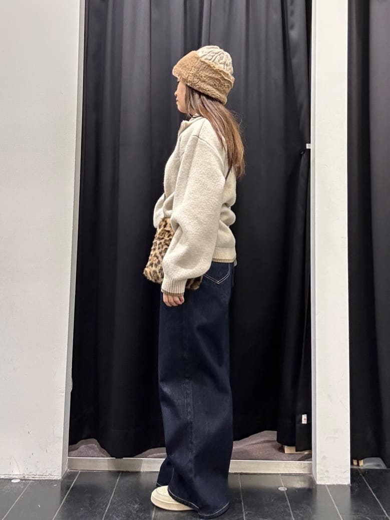 もさんの「THE SHOP TK｜【洗える】ほど良くラフで女性らしい ハーフZIPニット」を使ったコーディネート