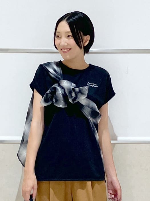 eriko さんの「Dessin｜【洗える】フレンチスリーブロゴ入りTシャツ」を使ったコーディネート