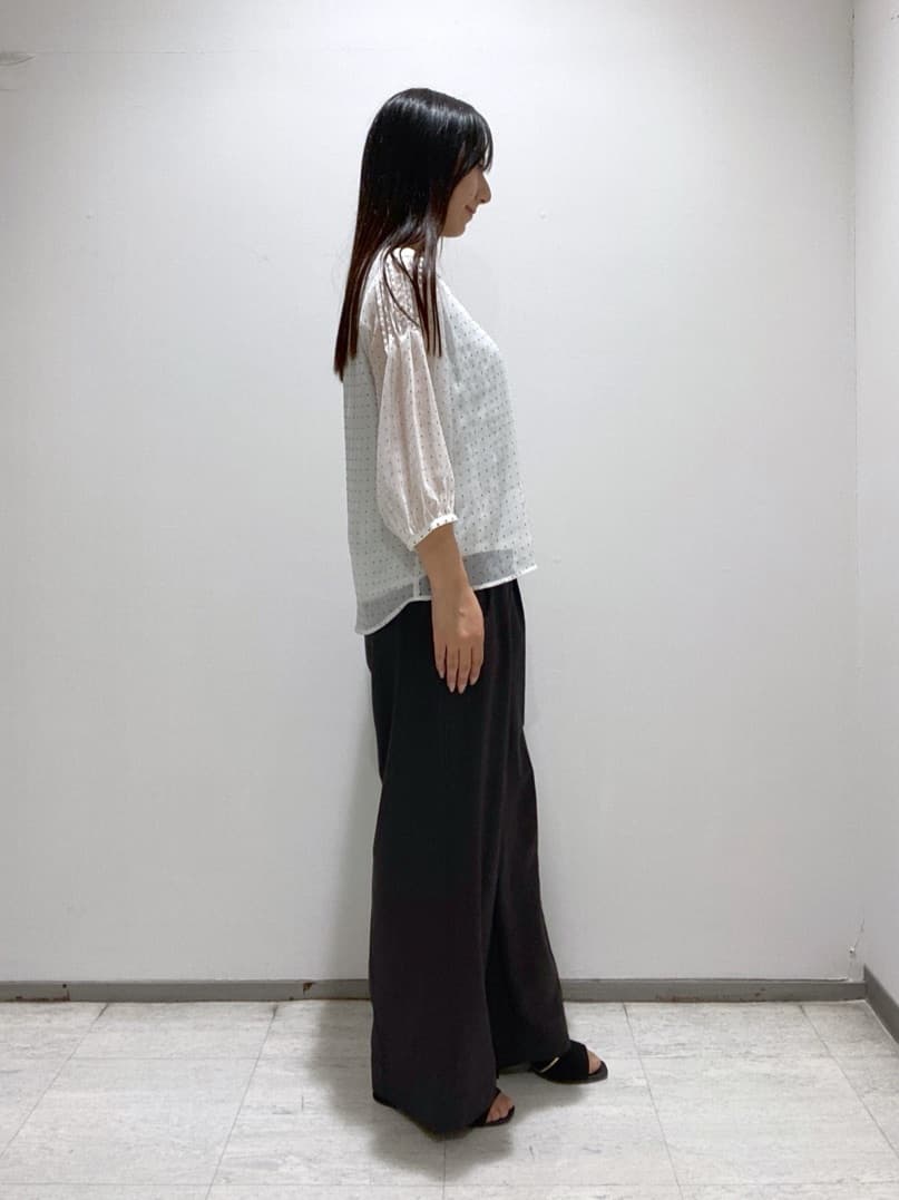 meiさんの「INDIVI｜【着心地◎！】タックワイドパンツ」を使ったコーディネート