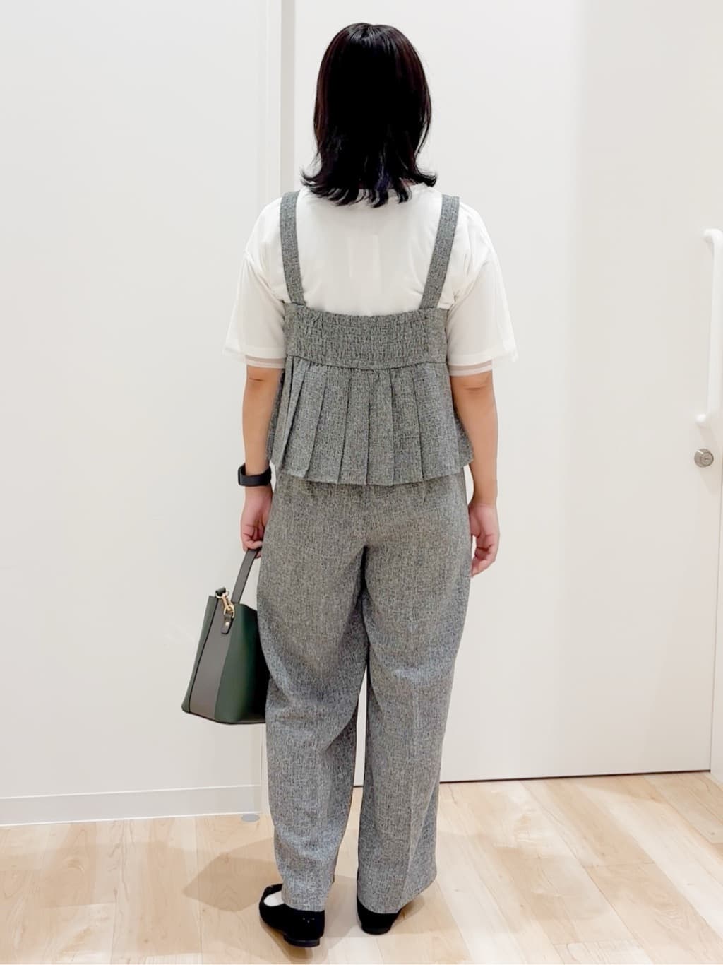 miraiさんの「grove｜ラフだけどおしゃれ　チュールレイヤードTシャツ」を使ったコーディネート