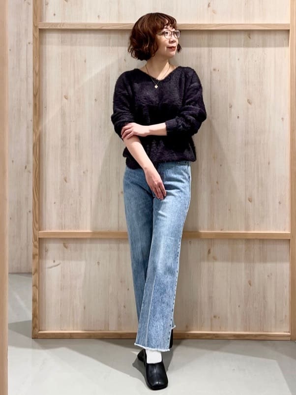 nakoさんの「THE SHOP TK｜【華やかで柔らか】ふわふわフェザーニット/洗える・前後2WAY」を使ったコーディネート