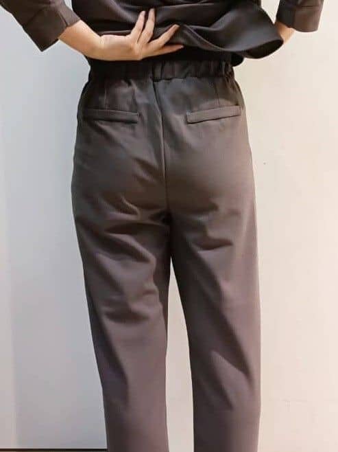あんさんの「THE SHOP TK｜【着るだけでコーディネートが決まる】スキッパーブラウス&パンツセット」を使ったコーディネート