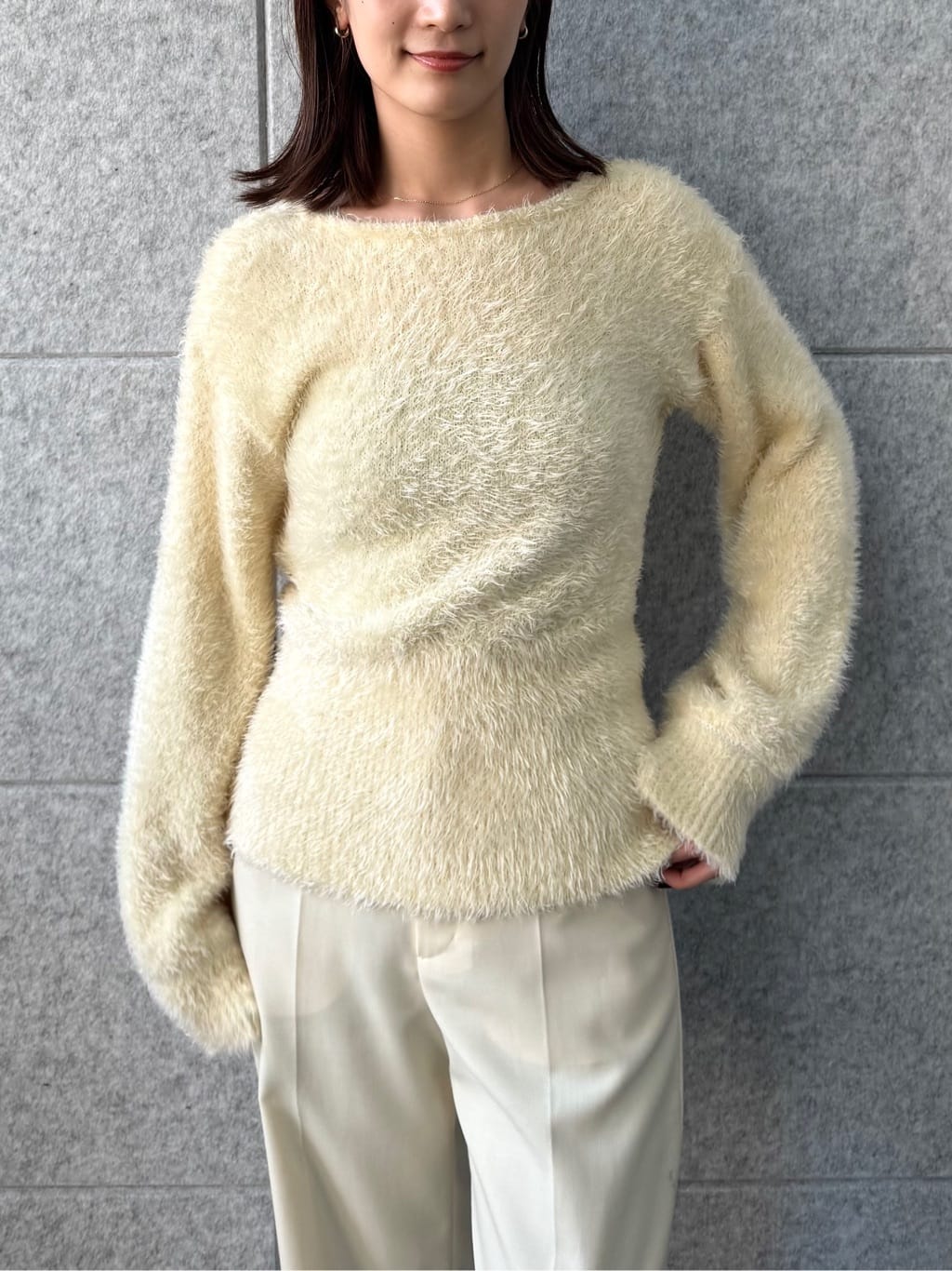 uchi__yamaさんの「CODE A｜feather pullover」を使ったコーディネート