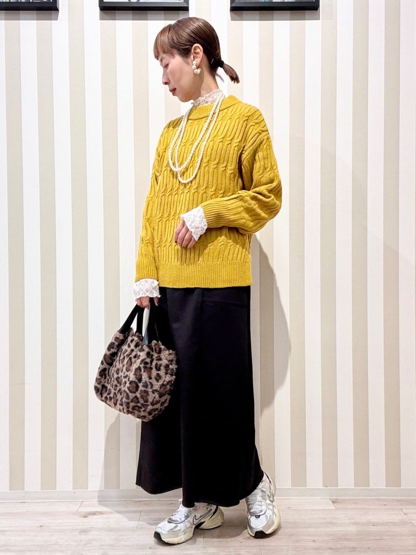 まつこさんの「SHOO･LA･RUE｜【S-LL】上品なレースハイネックトップス」を使ったコーディネート