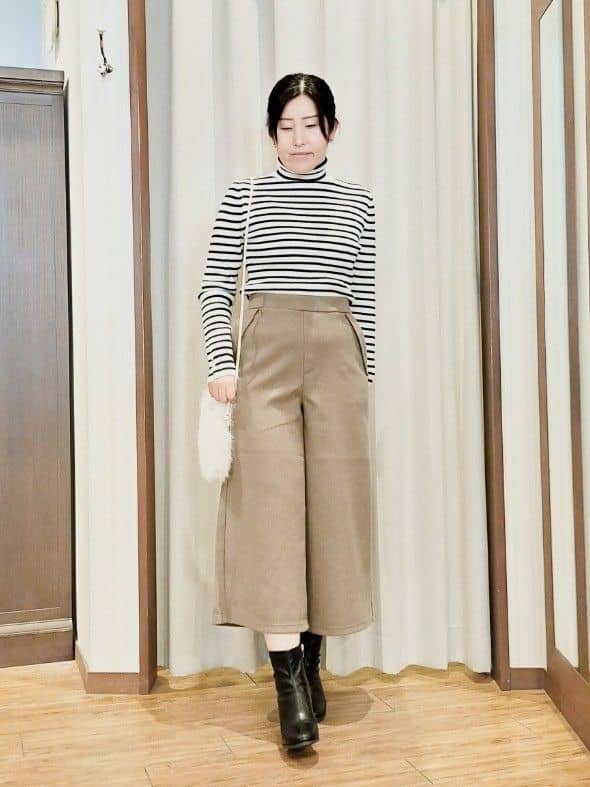 chami さんの「SHOO･LA･RUE｜【洗濯機可/撥水】フェイクファーフード ロングダウン」を使ったコーディネート