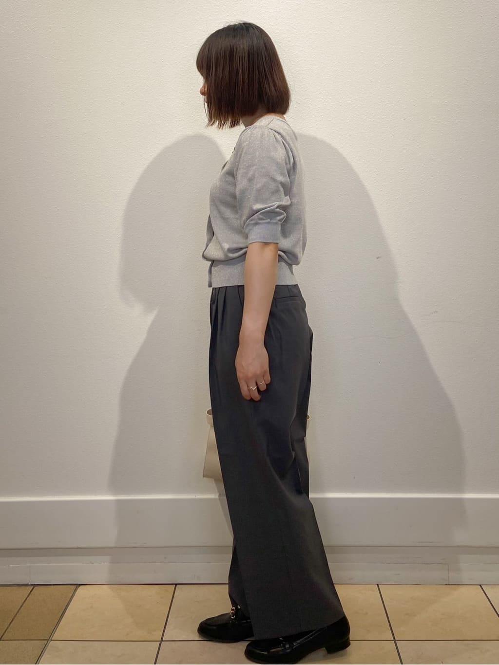kimiさんの「index｜ストレッチ2タックワイドパンツ【洗濯機洗い可／接触冷感／吸水速乾】」を使ったコーディネート