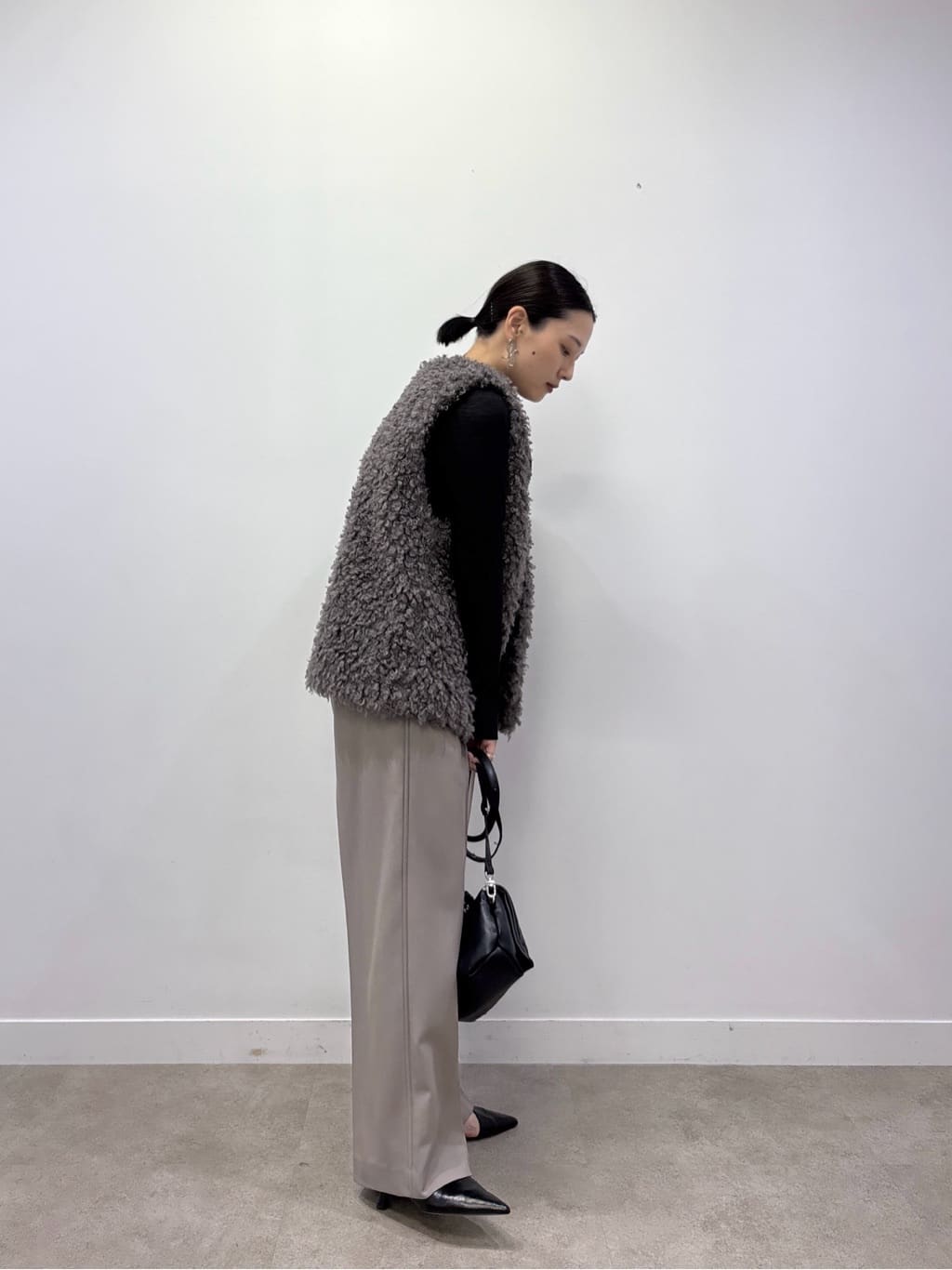ayanoさんの「INDIVI｜シグネチャーシアーロンT」を使ったコーディネート