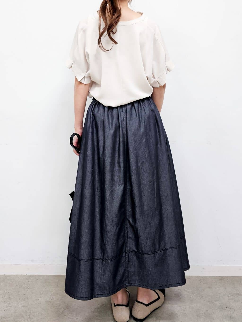 ゆゆさんの「SHOO･LA･RUE｜【S-LL/セットアップ可/ひんやり】きちんと見えで上品 お袖タック スキッパーブラウス」を使ったコーディネート