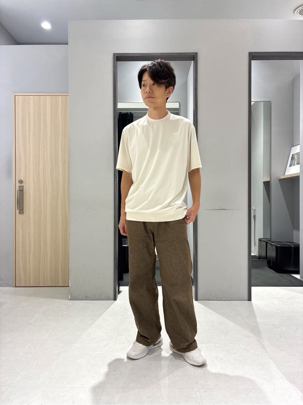 わいずみさんの「TAKEO KIKUCHI｜【COOL CITY WEAR】エアートール オープンカラーシャツ /接触冷感・通気性」を使ったコーディネート