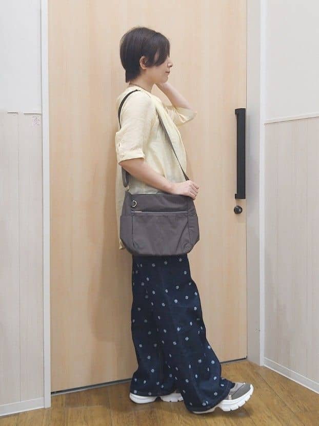 たぐちゃんさんの「SHOO･LA･RUE｜◆【S-LL/2点セット】着るだけでコーデが決まる 麻調5分袖ブラウス＋タンクトップ」を使ったコーディネート
