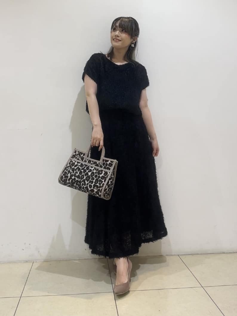 watanabeさんの「UNTITLED｜【セットアップ可/洗える】フェザーフレンチスリーブブラウス」を使ったコーディネート