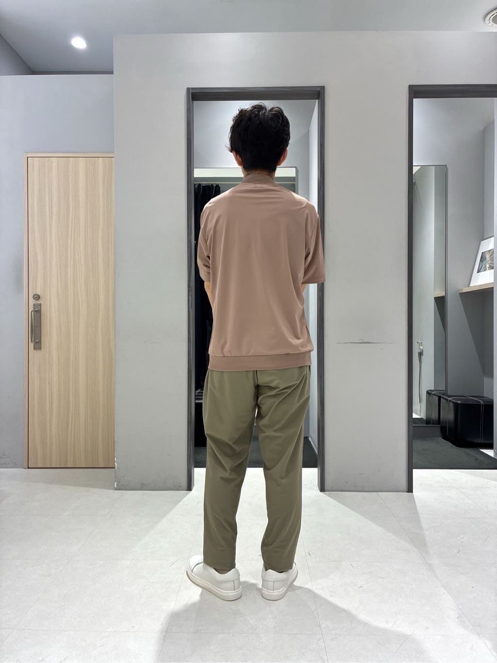 わいずみさんの「TAKEO KIKUCHI｜【COOL CITY WEAR】テーラードTシャツ /接触冷感」を使ったコーディネート