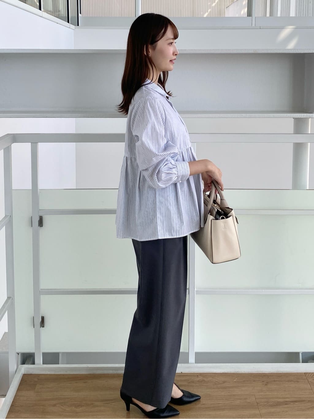 みさかさんの「index｜ストレッチ2タックワイドパンツ【洗濯機洗い可／接触冷感／吸水速乾】」を使ったコーディネート