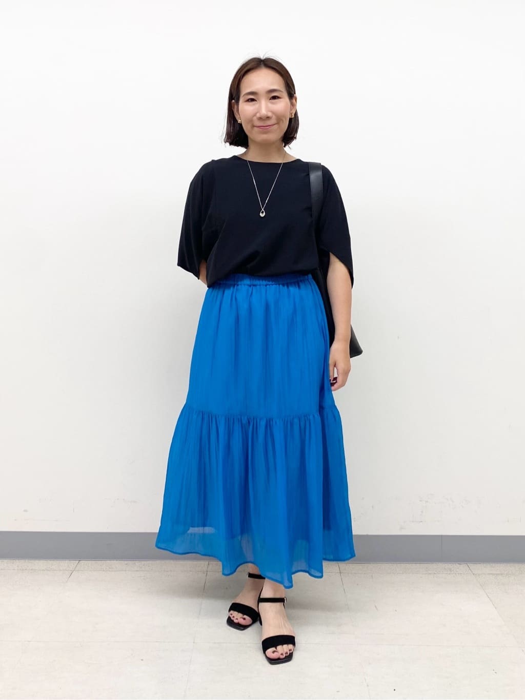 YUKARIさんの「INDIVI｜【体型カバー/SETUP可能】ジョーゼット　ドルマンブラウス」を使ったコーディネート